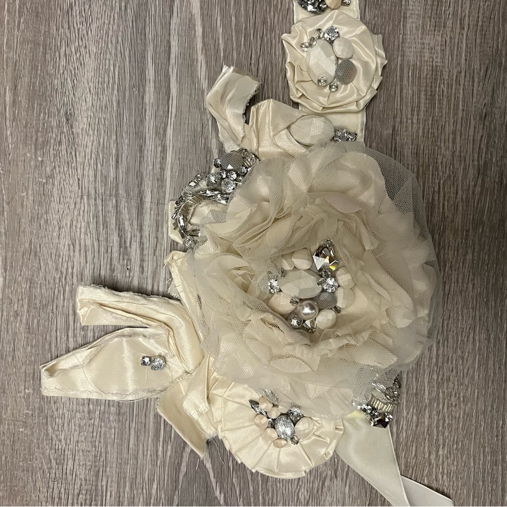 Enzoani Silk Diane Belt